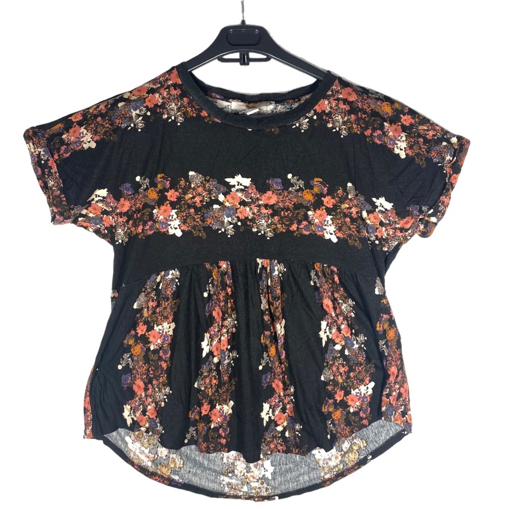 Forever 21 Women's Black Red White Floral  Sheer Short Sleeve Blouse Size Medium